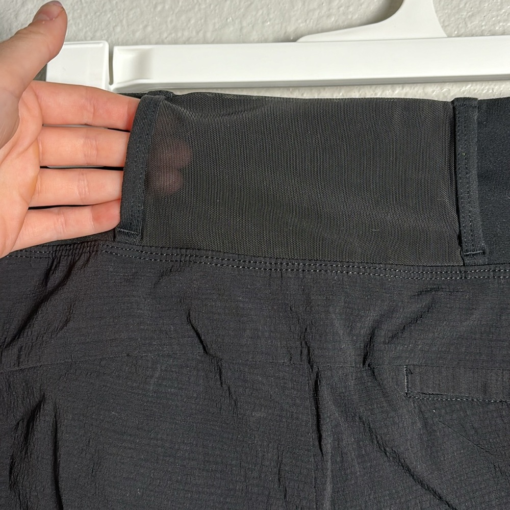 Athleta Black Athletic Shorts Moisture-Wicking Mid-Thigh - Picture 6 of 6